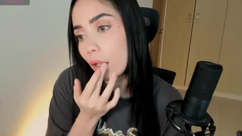 cyborgmuse online show from October 1, 2:27 pm