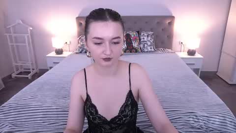 Cyrena online show from June 13, 12:37 pm