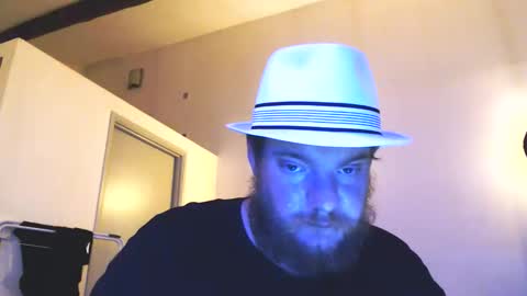 Cyrilhot88 online show from April 30, 2:16 am
