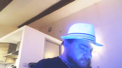 Cyrilhot88 online show from April 27, 4:10 am