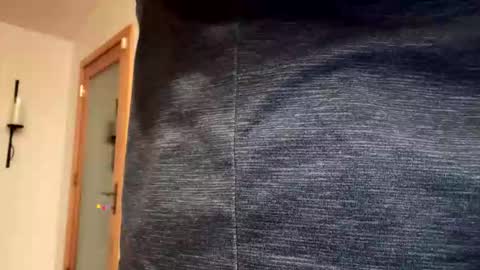 d1075 online show from December 3, 2:45 am