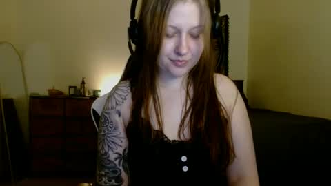 Daisy online show from March 12, 10:16 am