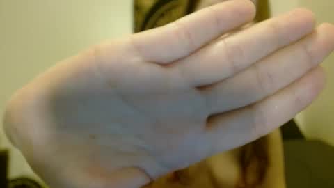 Daisy online show from February 4, 8:28 pm