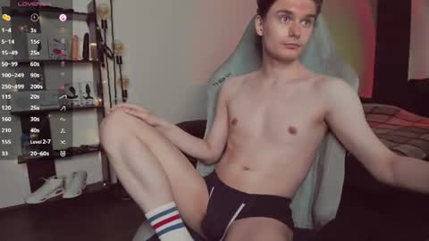 Daren online show from June 20, 8:37 pm