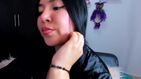 Snapshot of daahanna_ chatting on March 8, 9:40 pm Ailyn online show from March 8, 9:40 pm