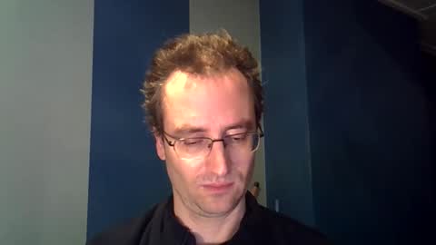 Snapshot of daanschr chatting on February 28, 1:15 am daanschr online show from February 28, 1:15 am