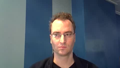 Snapshot of daanschr chatting on March 7, 1:51 pm daanschr online show from March 7, 1:51 pm