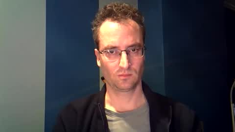 Snapshot of daanschr chatting on March 8, 6:47 pm daanschr online show from March 8, 6:47 pm