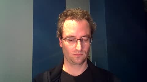Snapshot of daanschr chatting on February 22, 8:42 pm daanschr online show from February 22, 8:42 pm