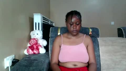 Snapshot of daddies_honey chatting on September 13, 12:40 pm Angel online show from September 13, 12:40 pm