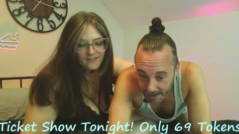 Snapshot of daddies_princesss chatting on September 17, 11:19 pm daddies_princesss online show from September 17, 11:19 pm
