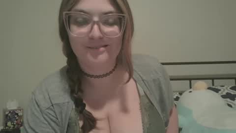 Snapshot of daddies_princesss chatting on September 16, 11:08 pm daddies_princesss online show from September 16, 11:08 pm