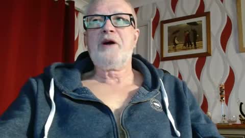 Brian ... online show from March 5, 9:04 pm