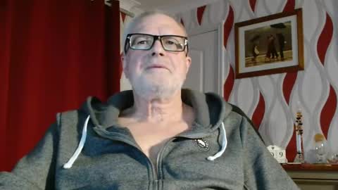 Brian ... online show from February 9, 9:06 pm