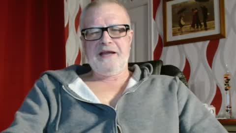 Brian ... online show from January 10, 9:10 pm
