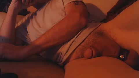 Snapshot of daddiesmonstercock chatting on January 29, 11:20 am daddiesmonstercock online show from January 29, 11:20 am