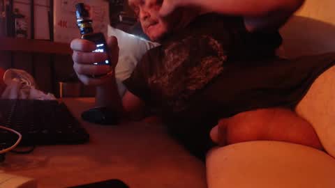 Snapshot of daddiesmonstercock chatting on September 14, 8:43 pm daddiesmonstercock online show from September 14, 8:43 pm