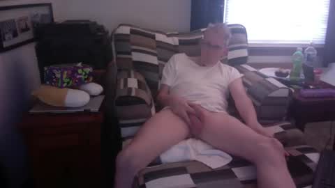 daddy_mack_treats_you online show from September 12, 9:50 pm