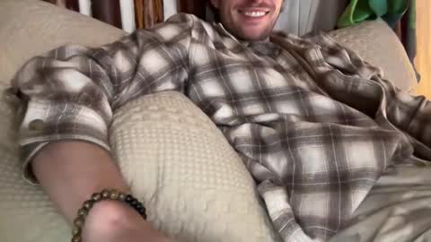 Leo online show from October 25, 4:57 am