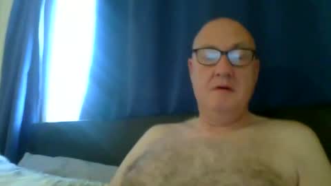 daddyhere4uall6 online show from October 21, 7:13 am