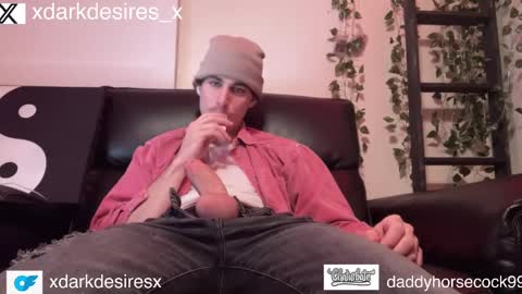 Snapshot of daddyhorsecock99 chatting on February 5, 5:41 am daddyhorsecock99 online show from February 5, 5:41 am