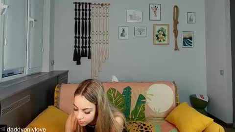 Zoe online show from September 10, 8:21 pm