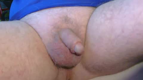 Snapshot of daddysmalls_55 chatting on September 11, 10:11 pm daddysmalls online show from September 11, 10:11 pm