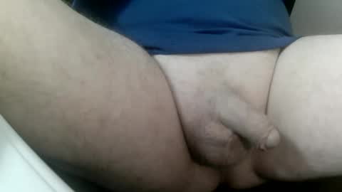 Snapshot of daddysmalls_55 chatting on January 10, 4:41 pm daddysmalls online show from January 10, 4:41 pm
