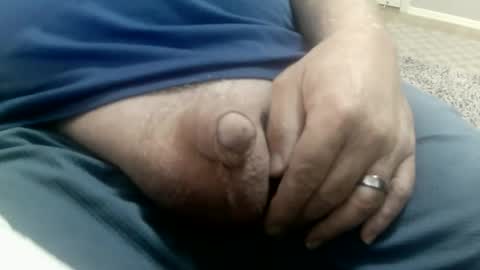 Snapshot of daddysmalls_55 chatting on February 11, 7:05 pm daddysmalls online show from February 11, 7:05 pm