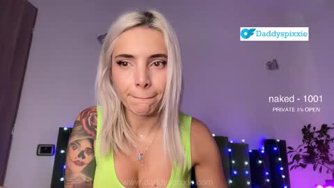 daddyspixxie online show from October 5, 11:29 am