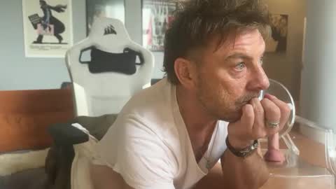 daddyswede23 online show from October 8, 10:10 am