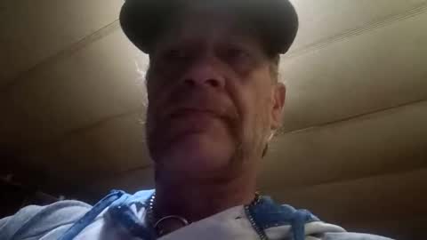 dadpervmind online show from February 18, 10:42 pm