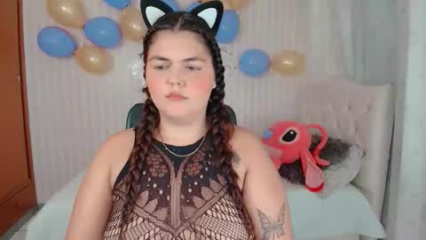 daeneryslove_doll online show from October 11, 7:02 am