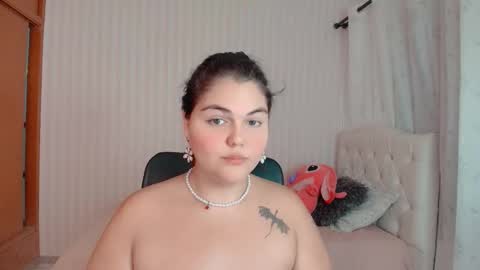 daeneryslove_doll online show from October 30, 9:43 am