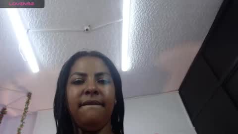 Snapshot of dafne_10 chatting on December 14, 7:36 pm dafne online show from December 14, 7:36 pm