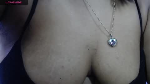 Snapshot of dafne_10 chatting on December 17, 2:11 pm dafne online show from December 17, 2:11 pm