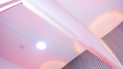 dafnecox online show from April 10, 6:30 am