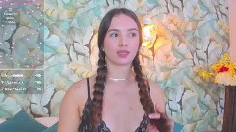 Dafne  online show from March 6, 1:58 am