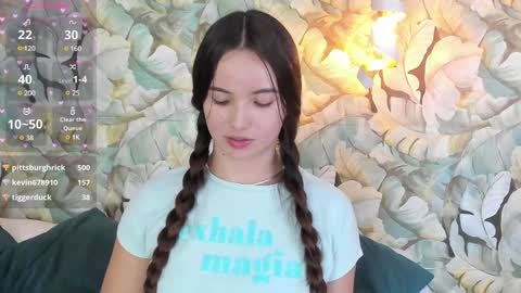Dafne  online show from February 7, 1:58 am