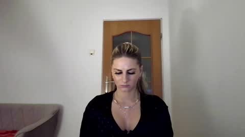 Snapshot of dagmariepiquant chatting on February 17, 4:28 pm Dagmarie online show from February 17, 4:28 pm