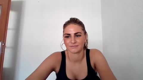 Snapshot of dagmariepiquant chatting on February 11, 1:20 pm Dagmarie online show from February 11, 1:20 pm