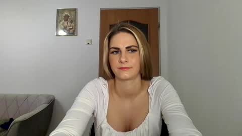Snapshot of dagmariepiquant chatting on February 11, 8:42 pm Dagmarie online show from February 11, 8:42 pm