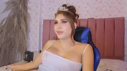 Snapshot of dahiana_prenss chatting on September 19, 8:23 pm Dahiana online show from September 19, 8:23 pm