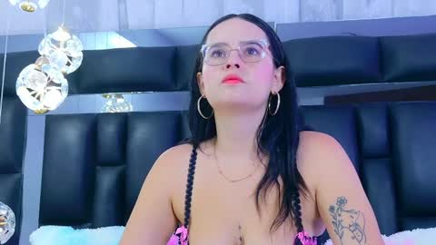 Dahiana online show from April 4, 12:01 pm