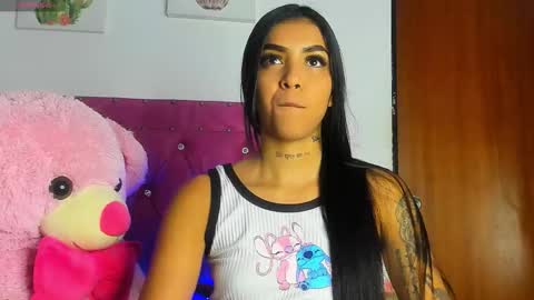    online show from October 3, 8:33 am