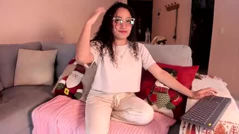 Dahli online show from December 1, 3:59 am