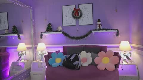 Dahlia Grey online show from December 16, 12:11 pm