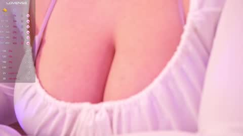 Snapshot of daien_halpert chatting on March 1, 11:47 pm Cute DianaOnline mostly at 8pm-0000 am UK TimeTuesday and Wednesday off online show from March 1, 11:47 pm