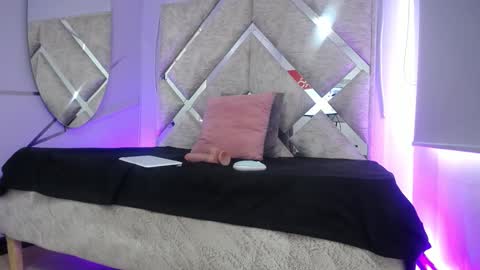 Snapshot of daila_ chatting on January 25, 4:57 pm daila_ online show from January 25, 4:57 pm