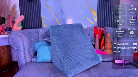  Loren  online show from September 19, 4:05 am